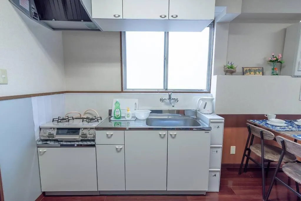 Apartment 東京上野入谷アパート3 F／駅から徒歩1分／新宿銀座へ直通／最大5人 Tokyo